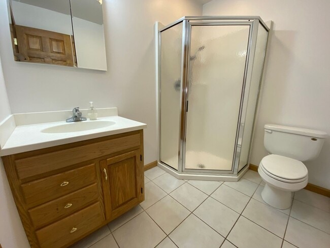 Building Photo - Outdoor living in the city