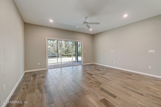 Building Photo - 15825 Stedman Lake Dr
