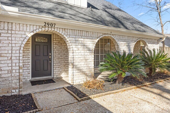 Building Photo - 2907 Boulder Creek Dr