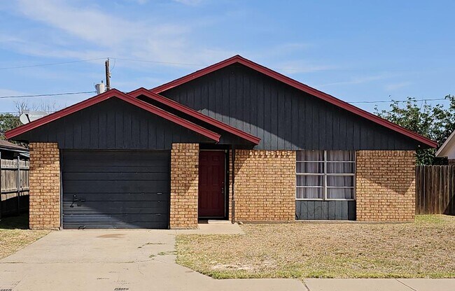 Primary Photo - 4720 W Cuthbert Ave