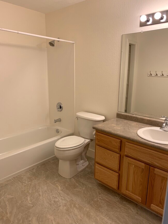 Building Photo - 2260 Cumorah Way