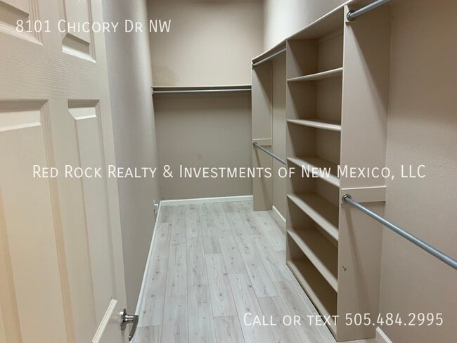 Building Photo - 8101 Chicory Dr NW