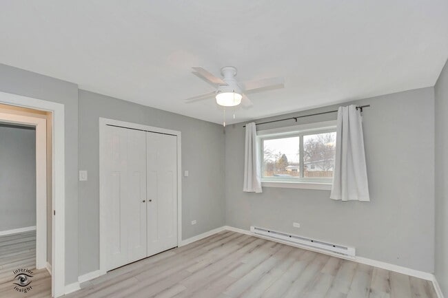 Building Photo - 7302 Blackstone Ave