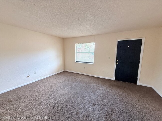 Building Photo - 508 Las Palmas Cir