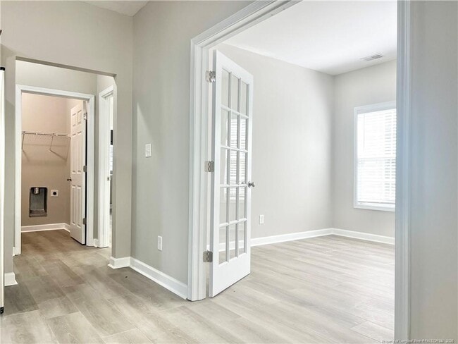 Building Photo - 1523 Rough Rider Ln