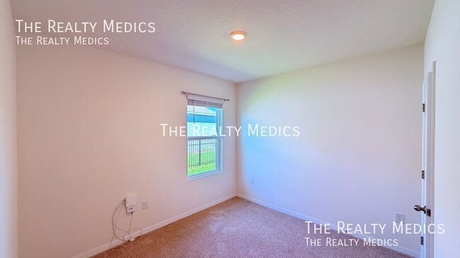 Building Photo - 3231 Silas Dr