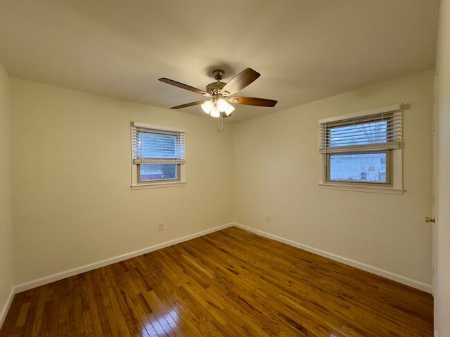 Building Photo - Charming Split-Level Interior 3 Bedroom/2 Bathroom Detached Home in Lutherville Timonium, MD!