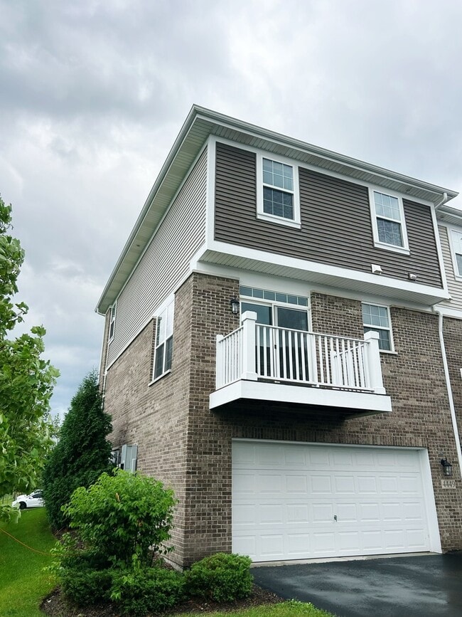 Building Photo - 4449 Monroe Ct