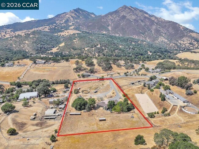 Building Photo - 4161 Leon Dr