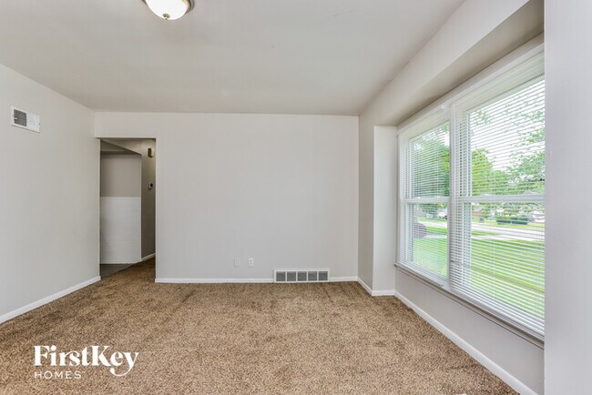 Building Photo - 1006 Aspen Dr