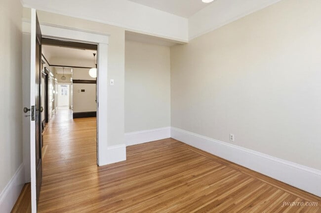 Building Photo - 151 9th Ave