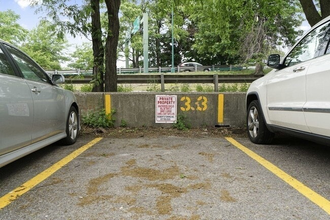 Building Photo - 31 Bay State Rd