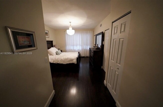 Building Photo - 171 SW 96th Ave