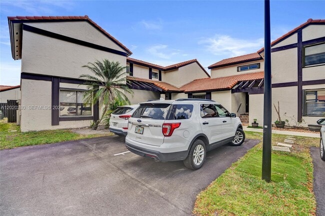 Building Photo - 15292 SW 46th Ln
