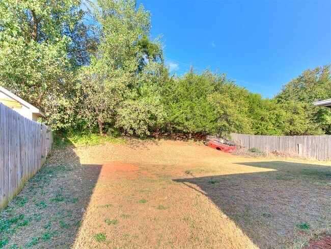 Building Photo - 4705 Tinker Rd