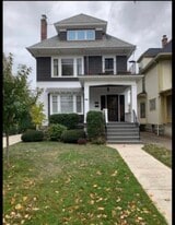 Building Photo - 364 Woodward Ave