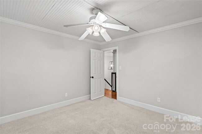 Building Photo - 9033 Pennyhill Dr