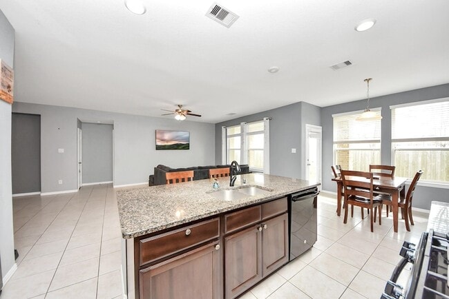 Building Photo - 3714 Tirranna Dr