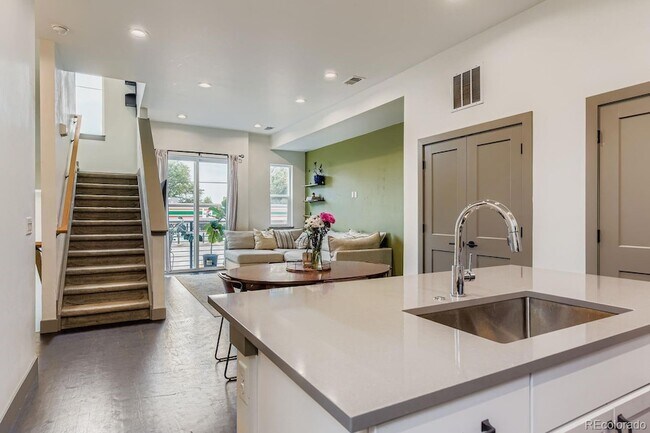 Building Photo - 1280 E Hampden Ave