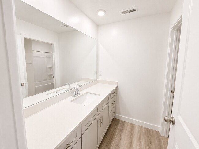 Building Photo - 1671 Cedar Mesa Dr