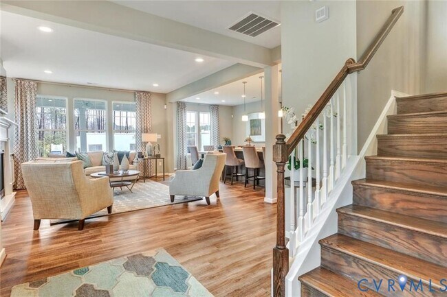Building Photo - 5508 Benoni Dr