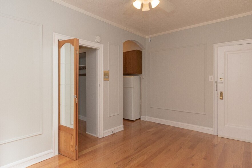 Building Photo - 2832 N Burling