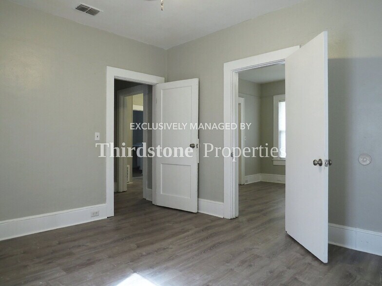 Building Photo - 2899 Dignan St