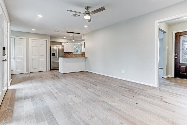 Building Photo - 12318 Atwell Dr