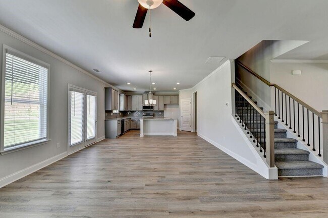 Building Photo - 7309 Yewtree Dr