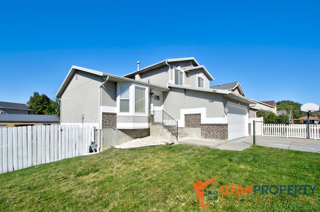 Building Photo - 6528 S 520 W