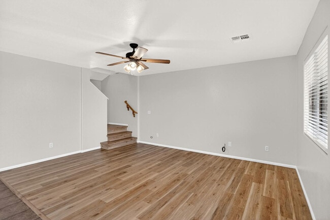 Building Photo - 41628 W Hillman Dr