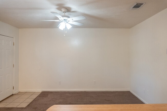 Building Photo - 2540B Bilbrey Dr.