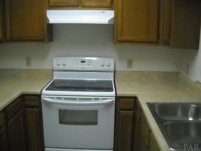 Building Photo - 1310 Foxborough Dr