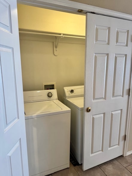 Building Photo - 1602 Willowbrook Dr