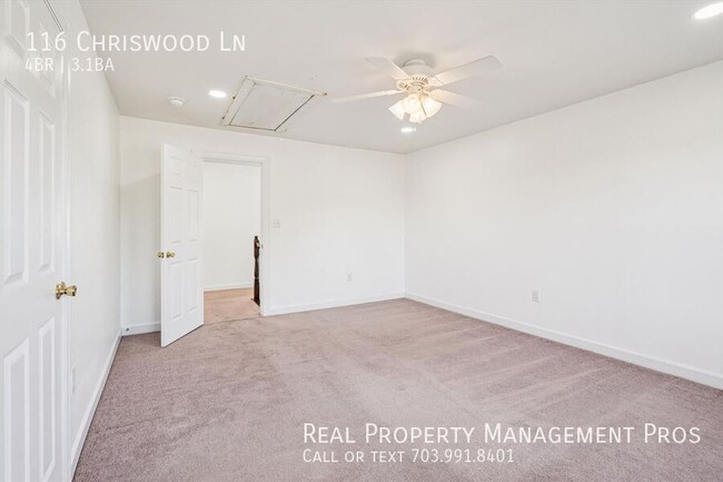 Building Photo - 116 Chriswood Ln