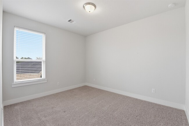 Building Photo - 3431 Mckinney Ridge Dr