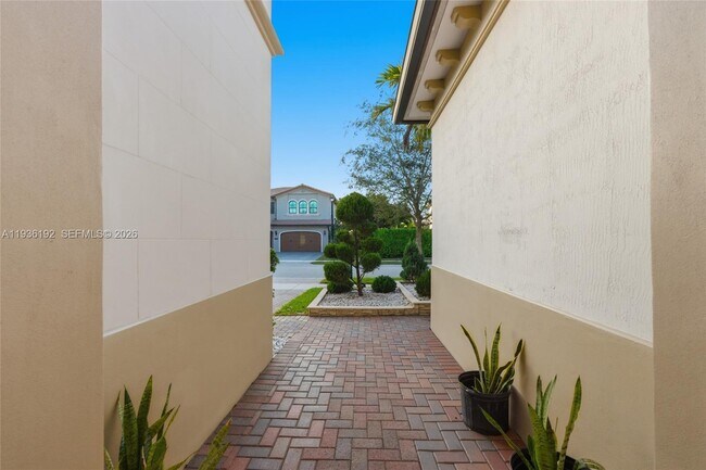 Building Photo - 9220 Meridian Dr N