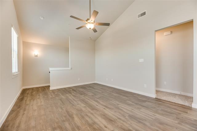 Building Photo - 663 Wheatfield Dr