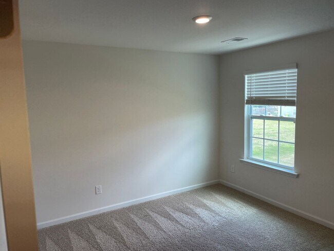 Building Photo - Complimentary Rent for a July ONLY Move in...