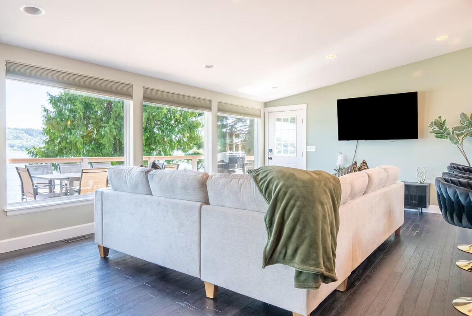 Building Photo - 5627 Illahee Road NE