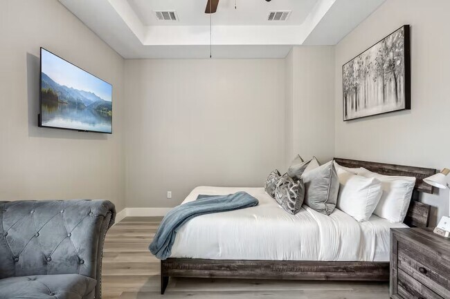 Building Photo - 2502 Sam Wilson St