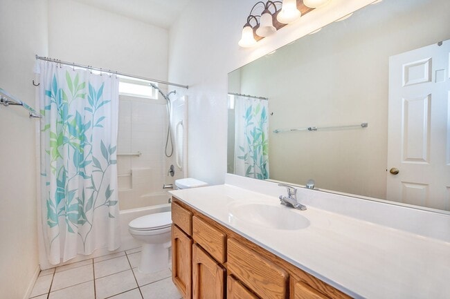 Building Photo - Yuma East Rental Available.