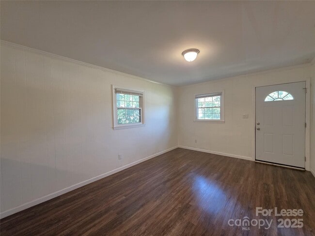 Building Photo - 158 Cabarrus Ave E