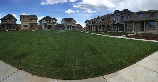 Building Photo - 5162 Yosemite Way