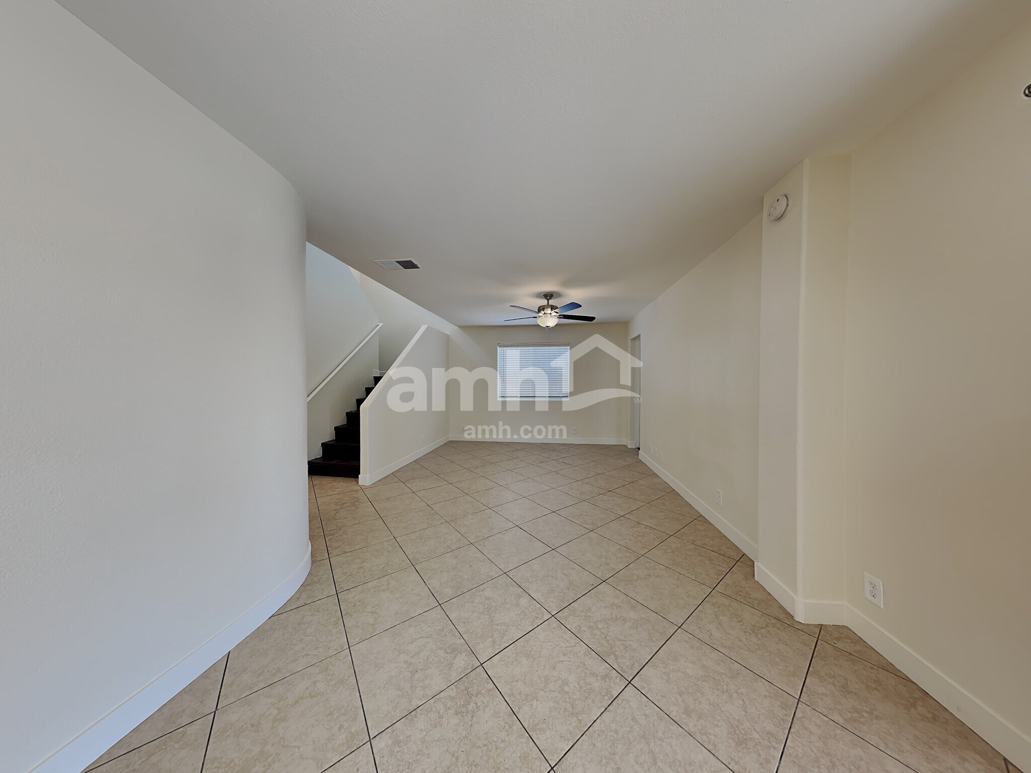 Building Photo - 7900 Mountain Point Ave