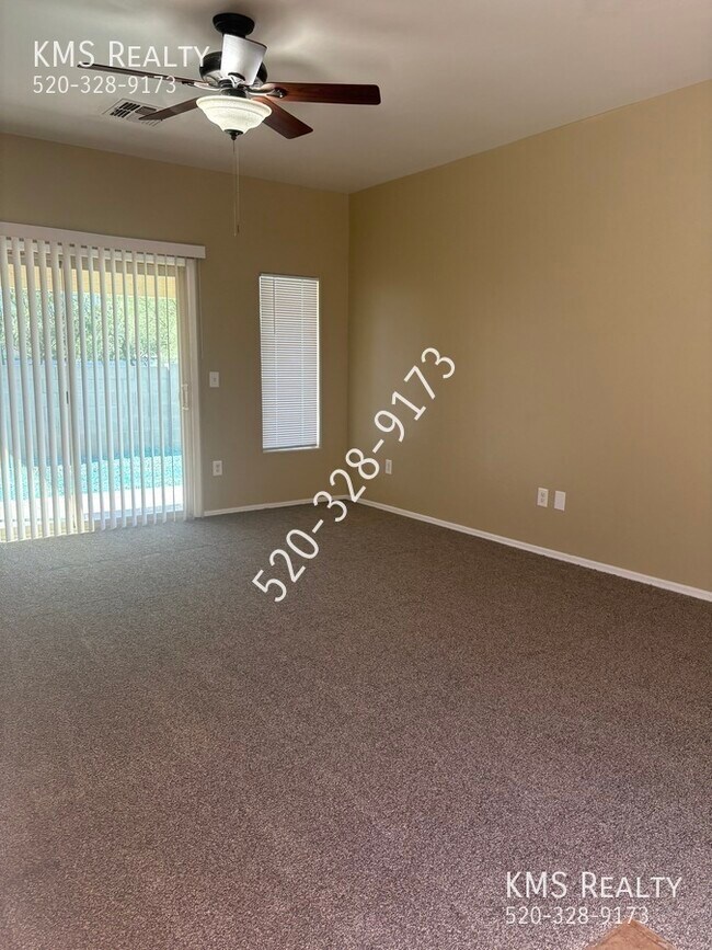 Building Photo - 3638 Drexel Manor Stra