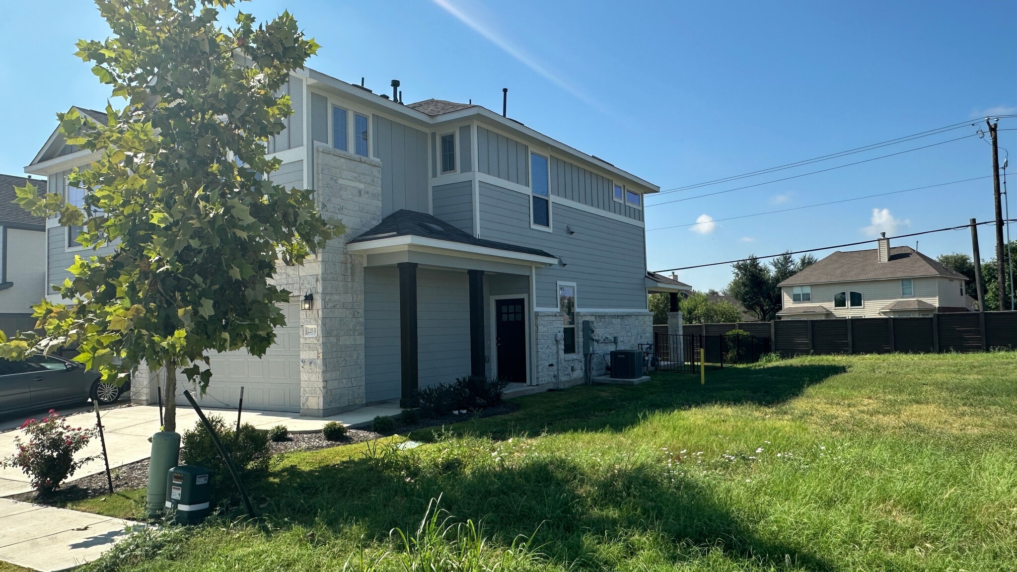 Building Photo - Room in Townhome on Cowbird Path