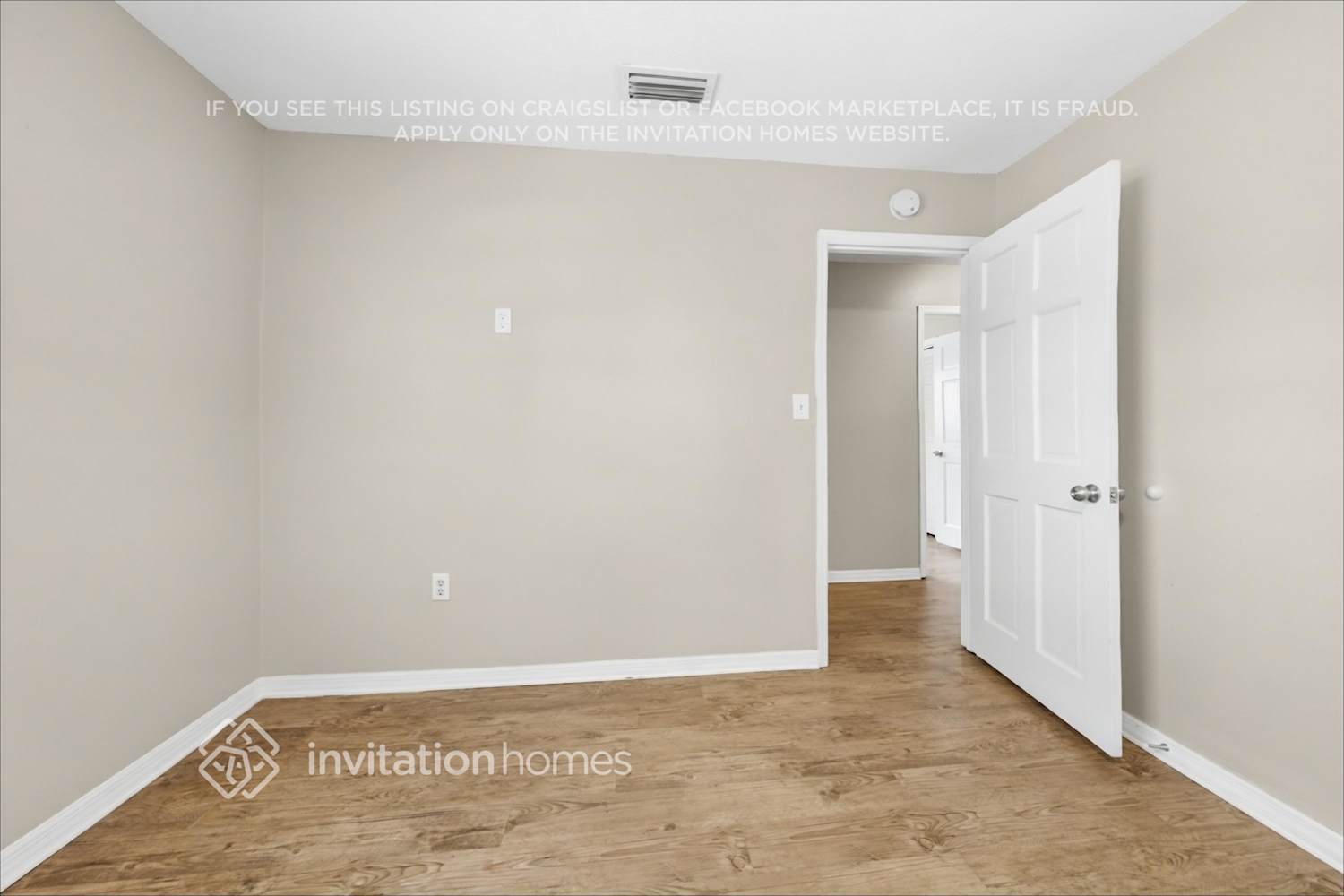 Building Photo - 4407 Orangewood Loop E