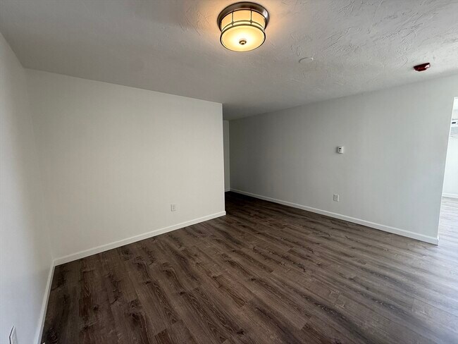 Building Photo - 151 Providence Rd