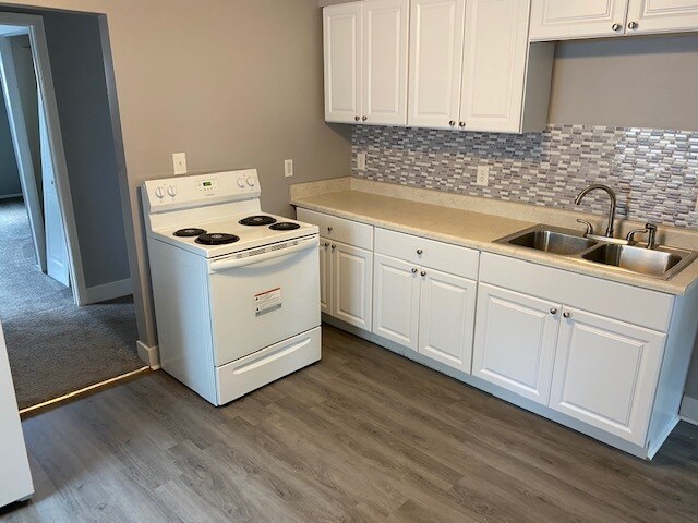 Building Photo - 35811 Matoma Blvd